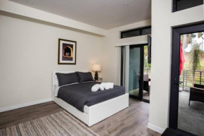Studio with Large Balcony- San Diego Gateway